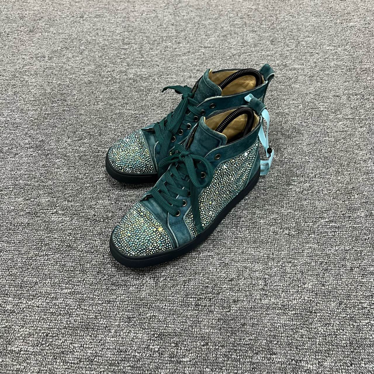 Christian Louboutin CL 绿色水钻高帮红底板鞋 39码/9新/公价185