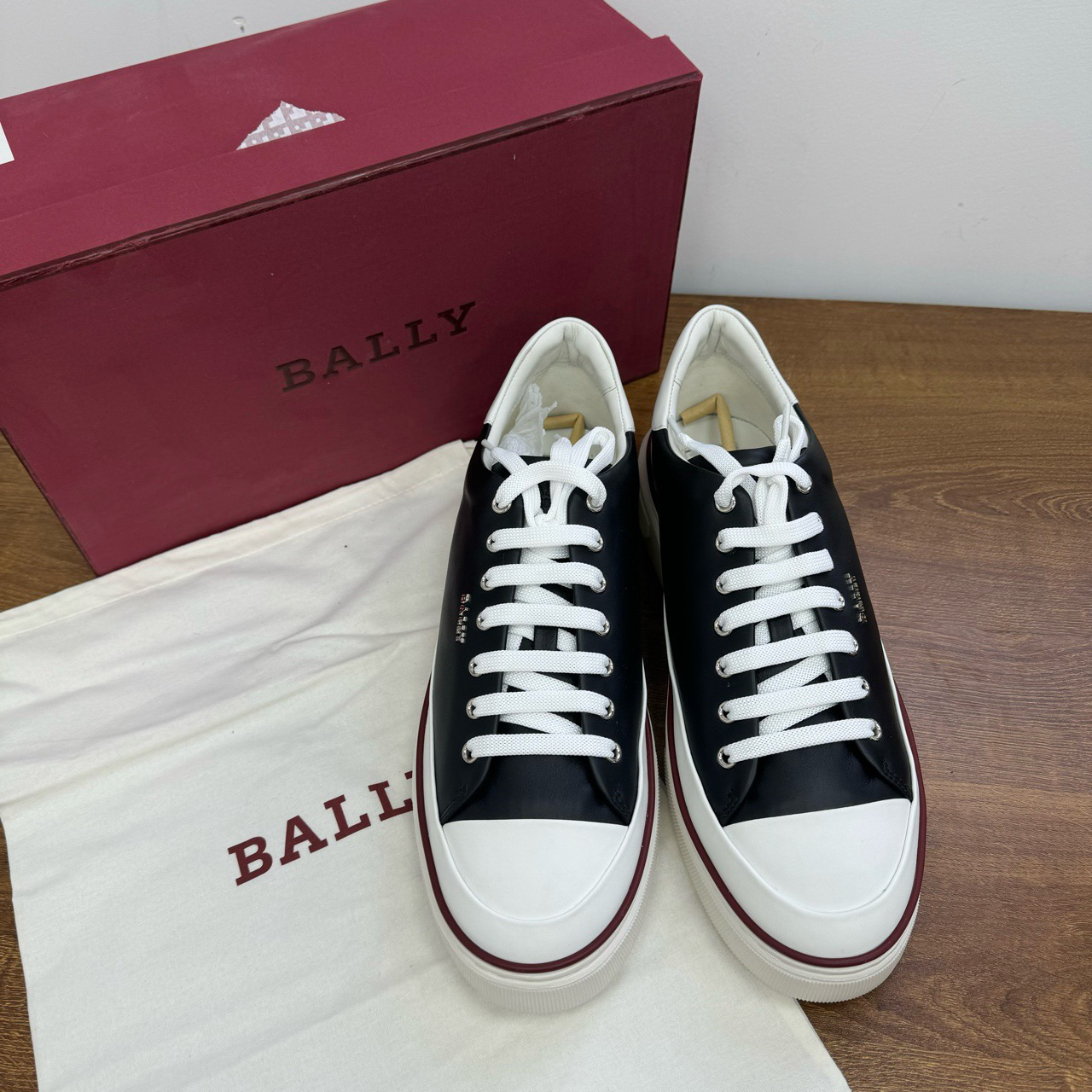 Bally 黑白板鞋 45码/全新/原盒