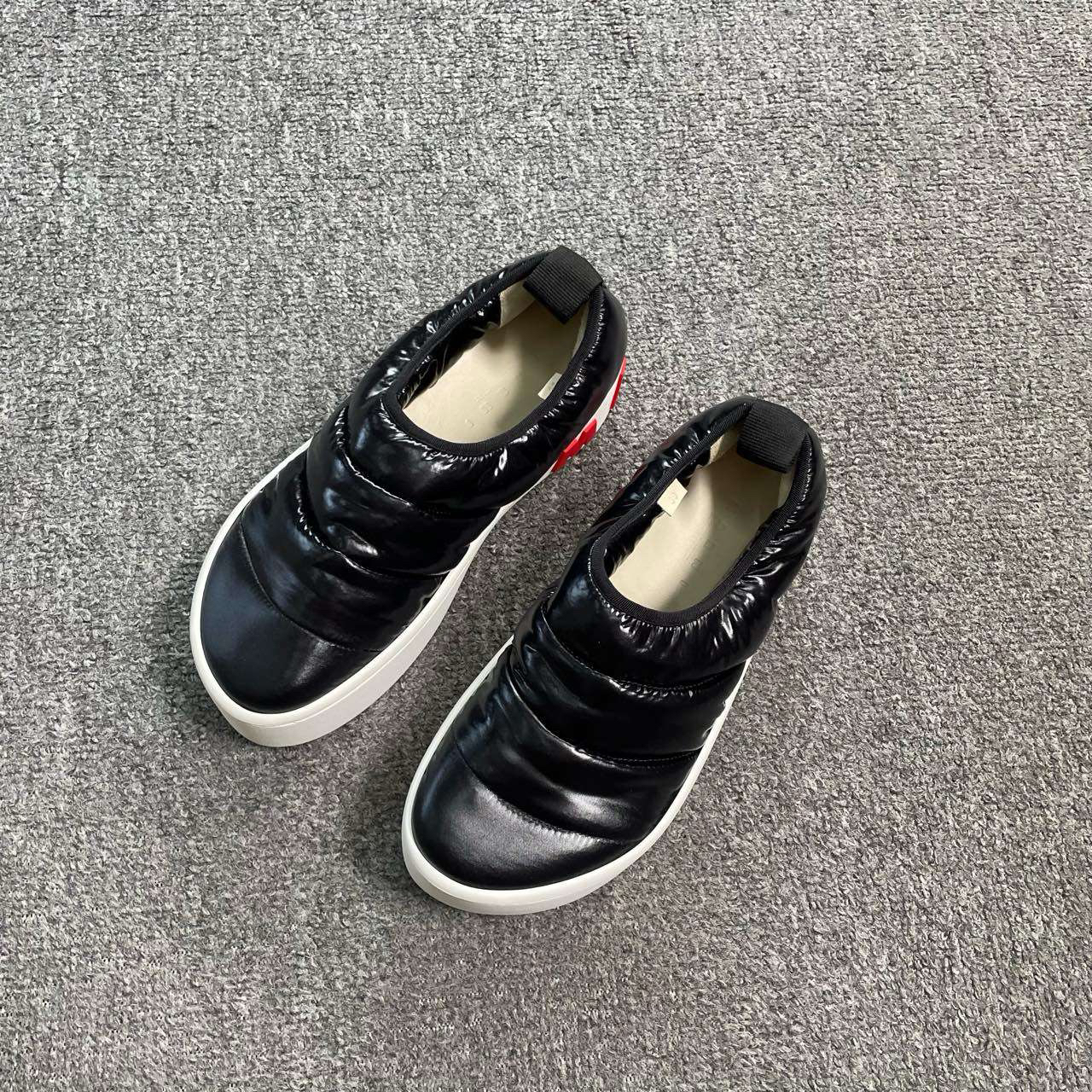MARNI 黑色亮面后跟字母厚底棉鞋 39码/98新/公价4500/防尘袋fg2