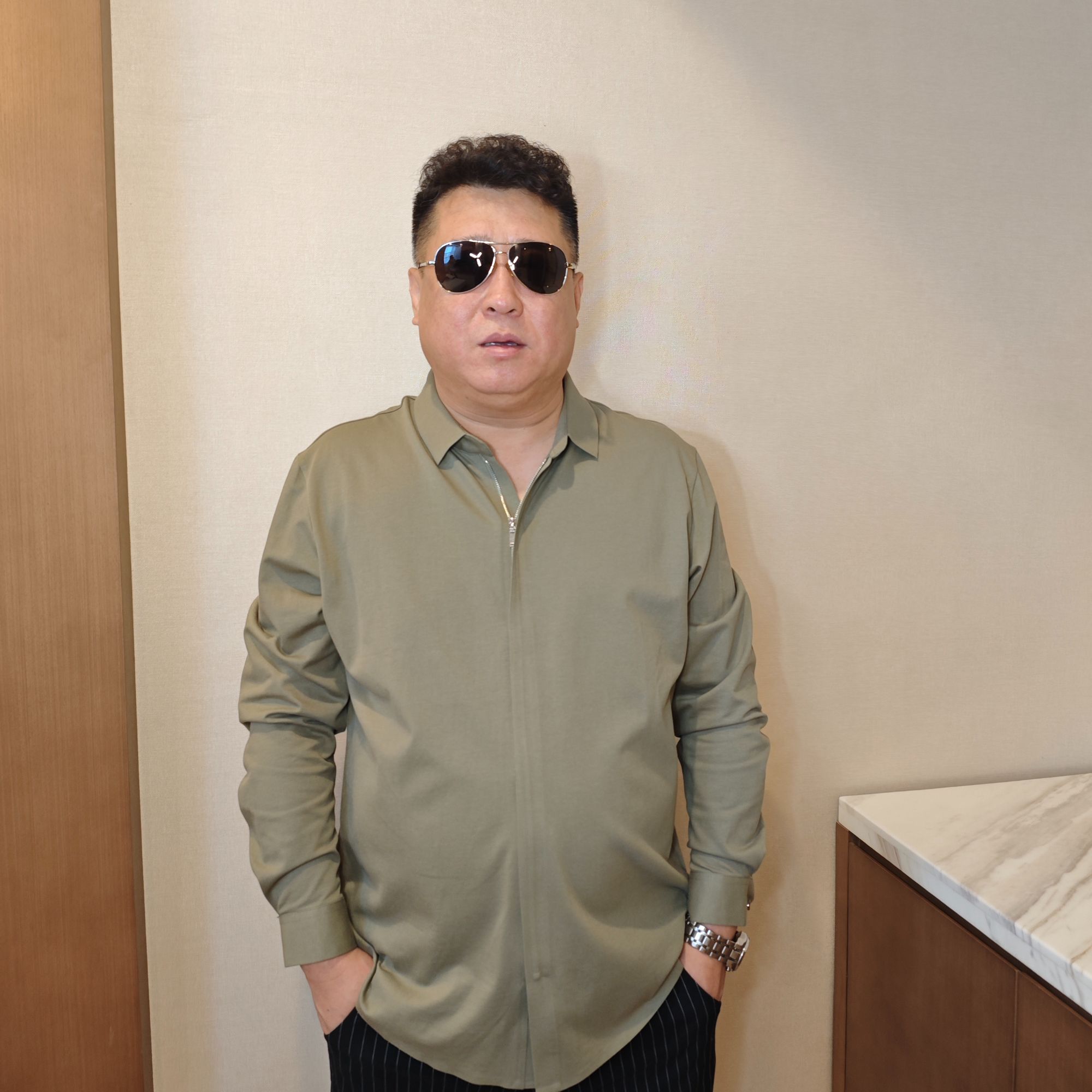 大码男士时尚秋季百搭薄款翻领商务男长袖休闲外套胖子大码男装DP