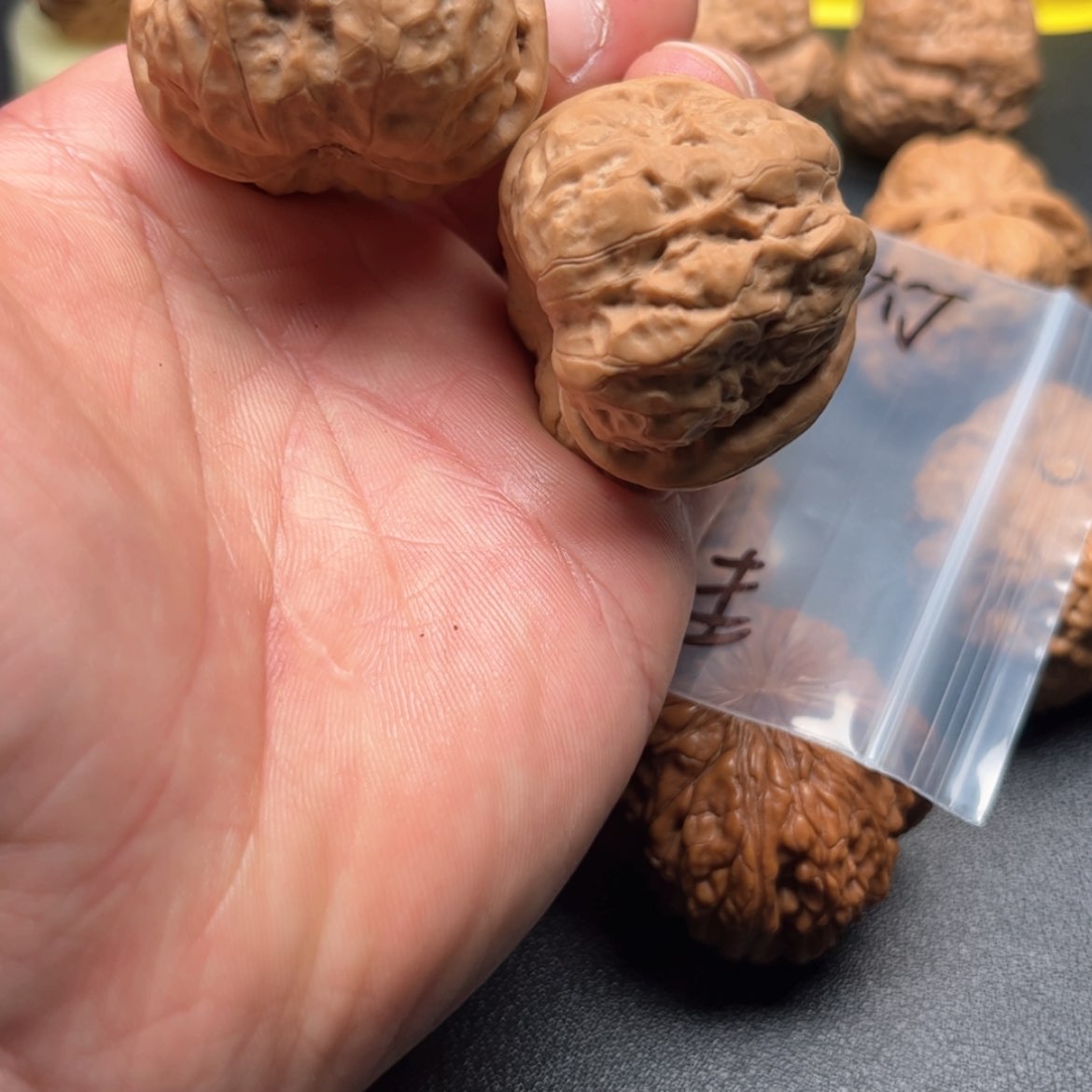 【闪购商品】文玩核桃吊坠
