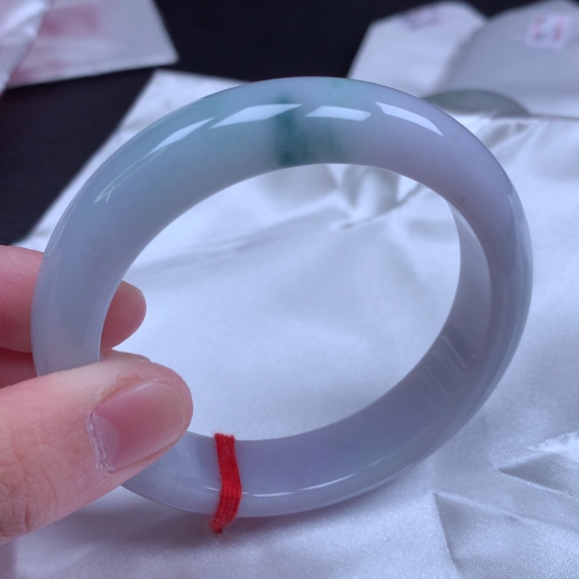 【闪购商品】翡翠手镯未镶嵌馒*