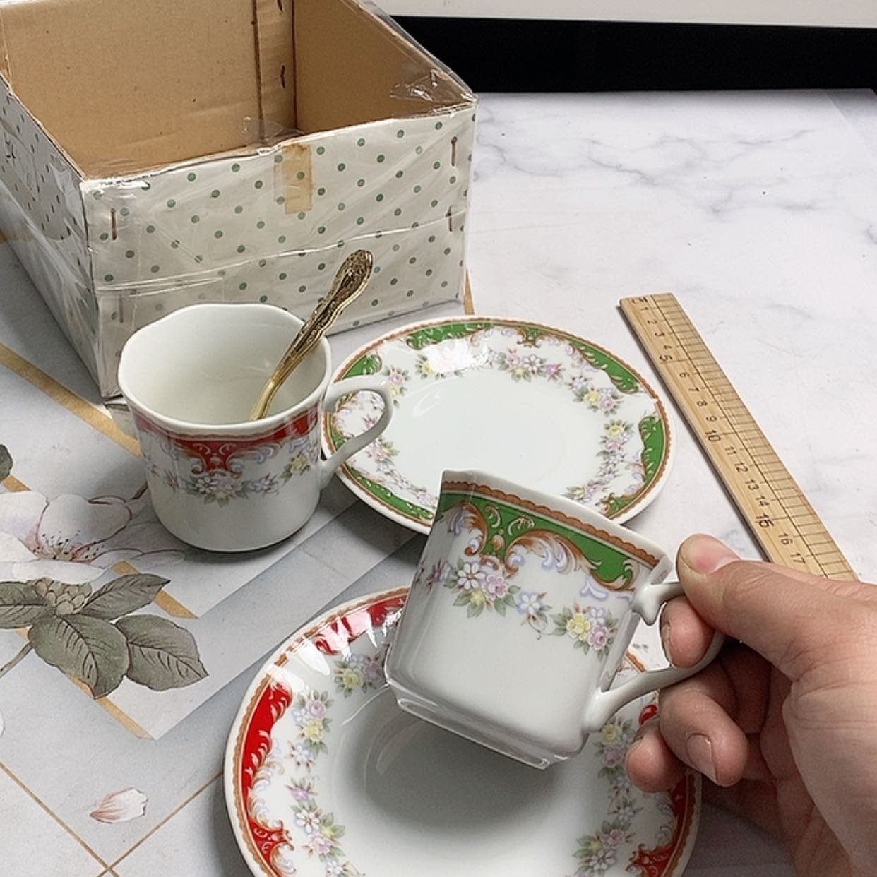 【闪购商品】密胺壶M54