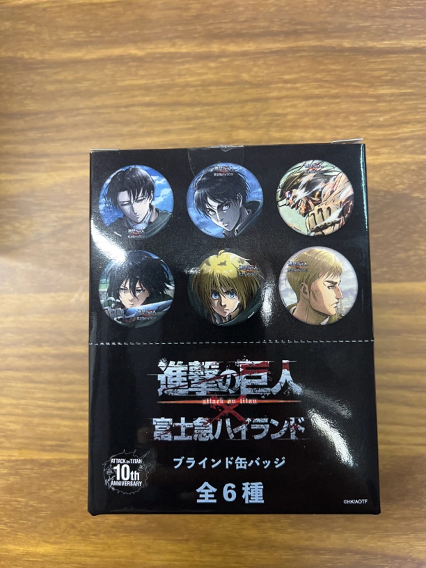 【进击的巨人】  富士急 吧唧 现货