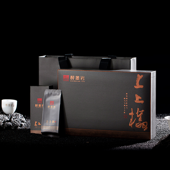 醉墨岩上上枞 老枞水仙