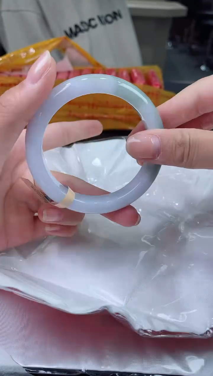 【闪购商品】翡翠手镯未镶嵌3手镯