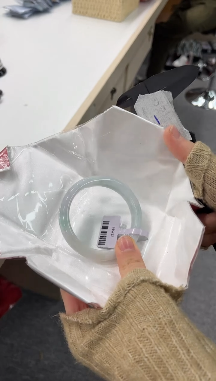 【闪购商品】翡翠手镯未镶嵌1