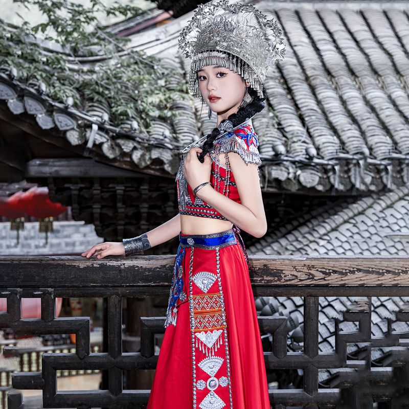 服装苗族苗寨拍演出女成人套装舞蹈云南苗寨贵州少数旅民族服饰