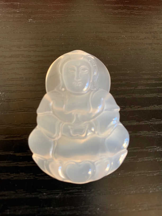 玛瑙玉髓观音吊坠