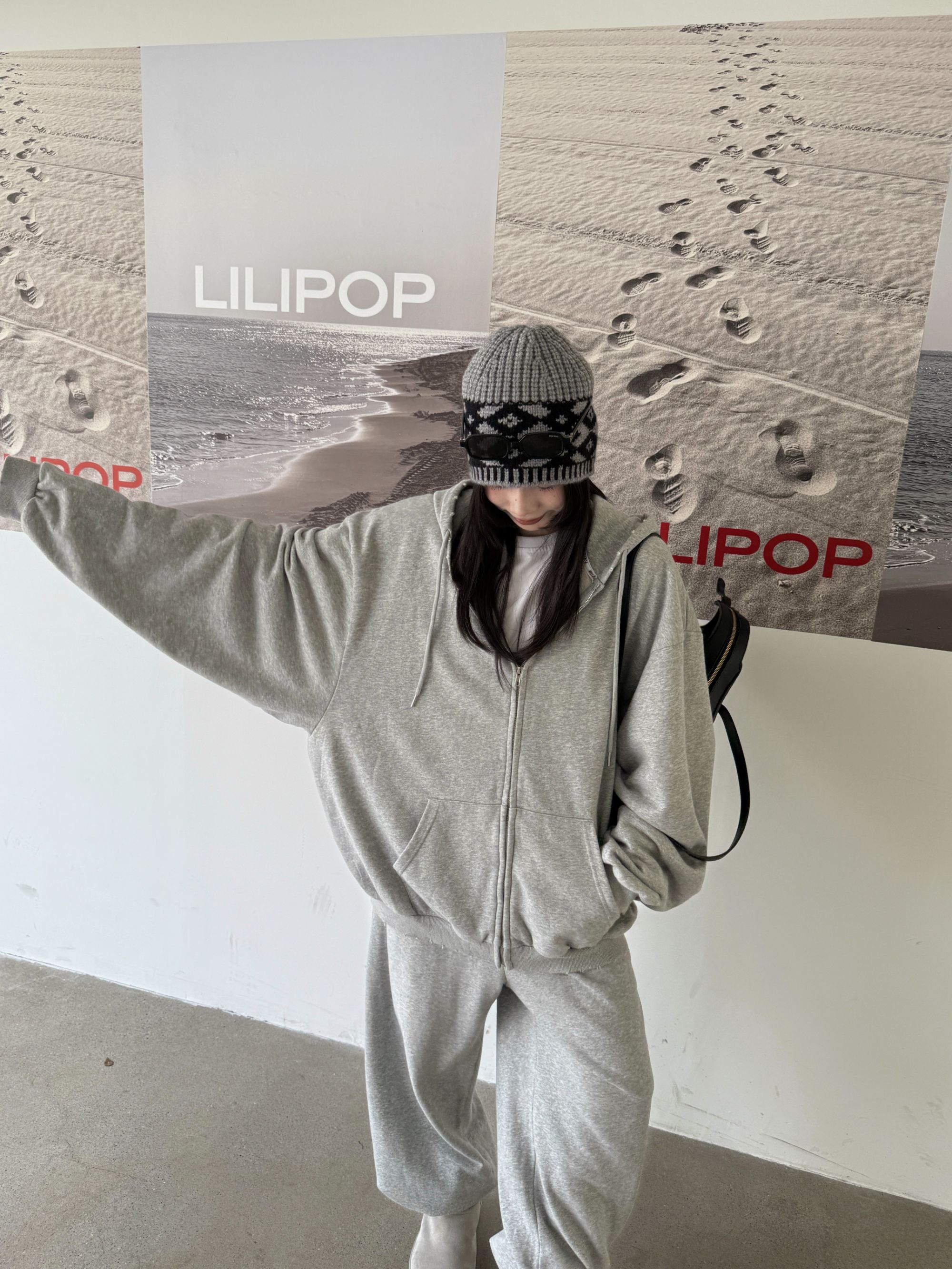 HELLOTANGO《糖果休闲家》小众后背字母印花连帽卫衣套装54827/28#