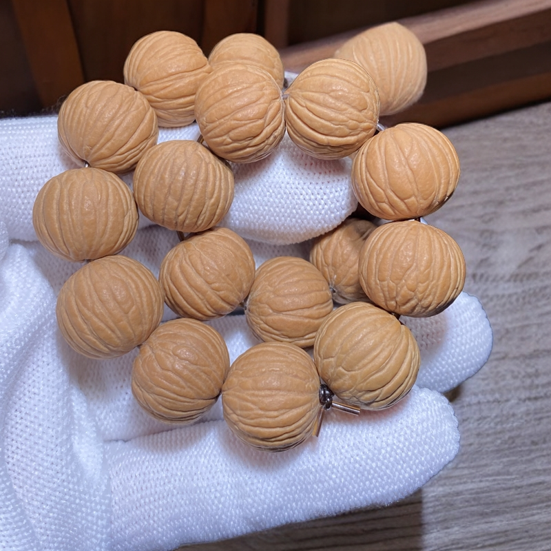 土豪核桃手串 原皮原色 土豪凤羽猴头南瓜桩文玩手链