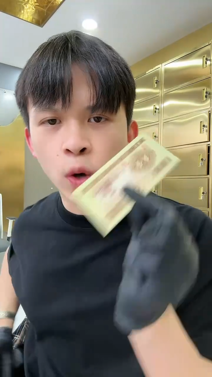 【闪购商品】黄一角单张带4-带评级鉴定