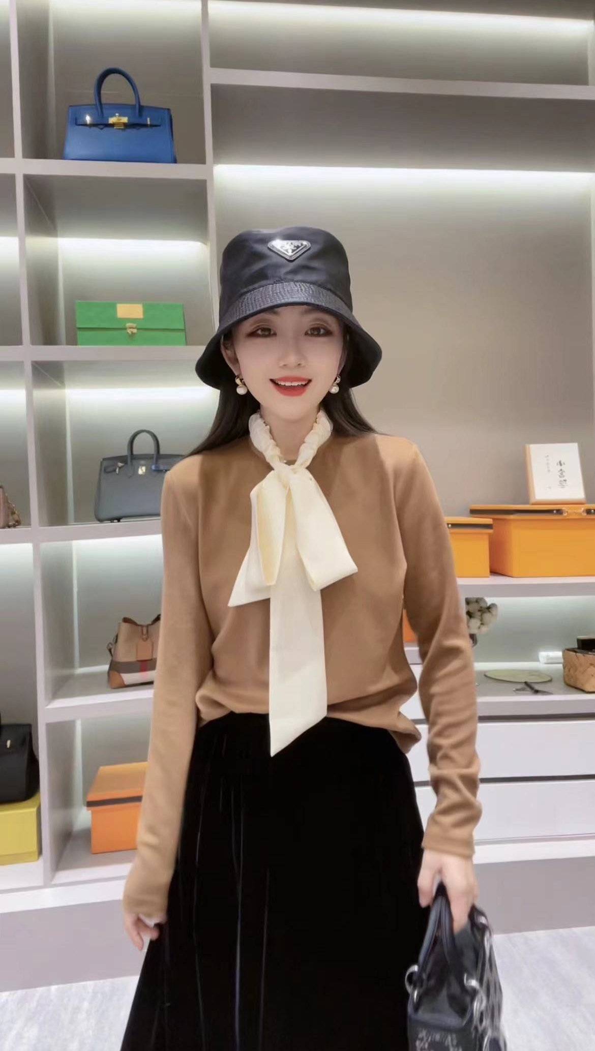 《CHUN》压褶飘带上衣