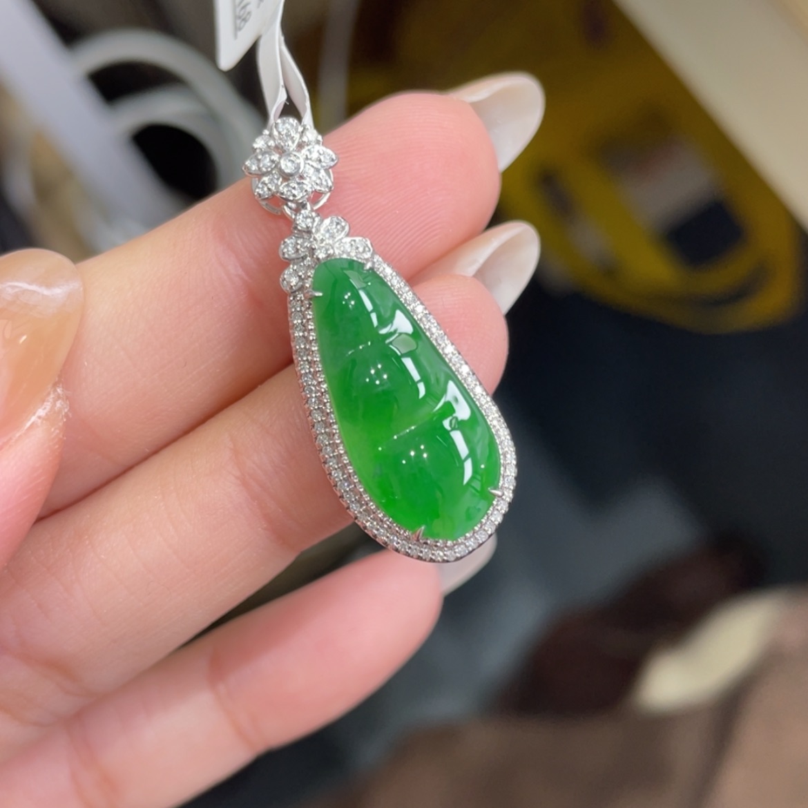 【闪购商品】翡翠颈饰18K金镶嵌