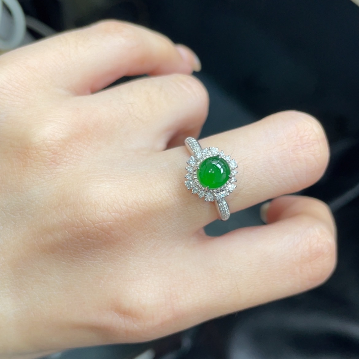 【闪购商品】翡翠颈饰18K金镶嵌