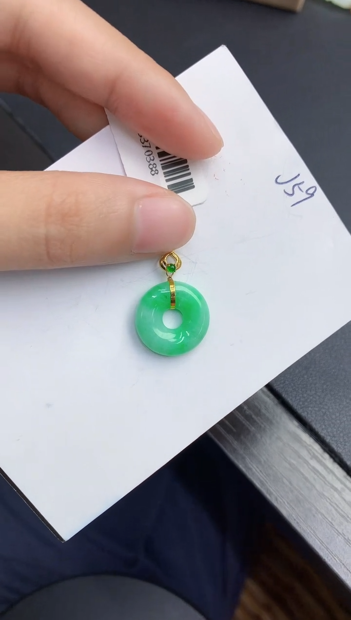 【闪购商品】翡翠颈饰18K金镶嵌000000000