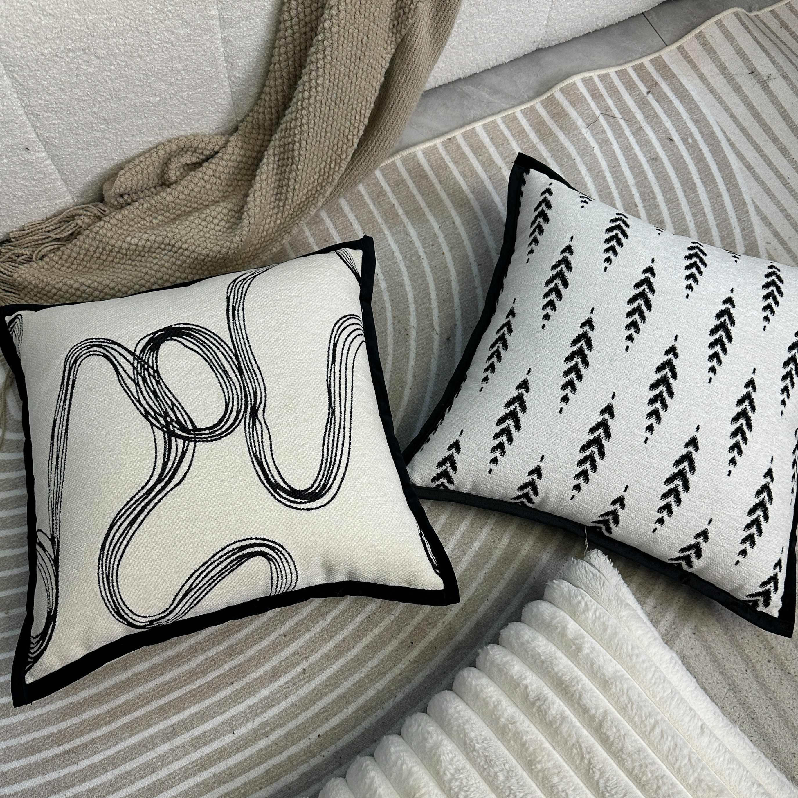 【风吹麦浪】高级奢品北欧靠垫抱枕沙发客厅靠枕方格靠背创意极简风