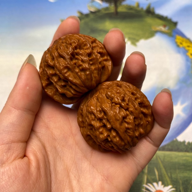 打底四座楼核桃38-39mm左右文玩核桃