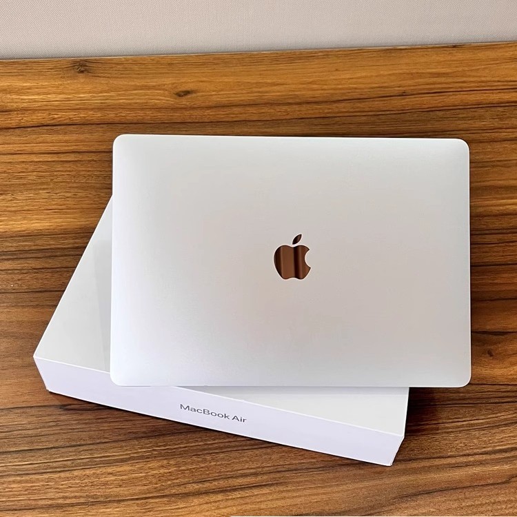 95新 Apple/苹果 MacBookAir超轻薄商务办公设计学生高颜值笔记本