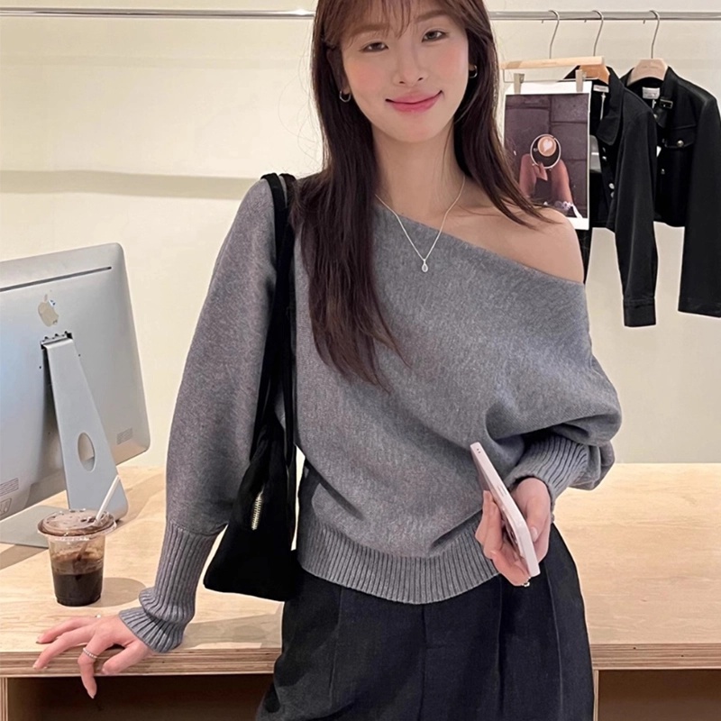 韩系女装一字领露肩软糯毛衣2025秋季新款纯色套头针织衫显瘦长袖