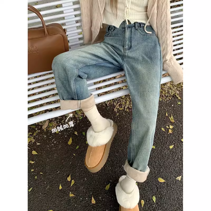 微喇牛仔裤女直筒加绒秋季毛边胖mm显瘦高腰小个子宽松拖地喇叭裤