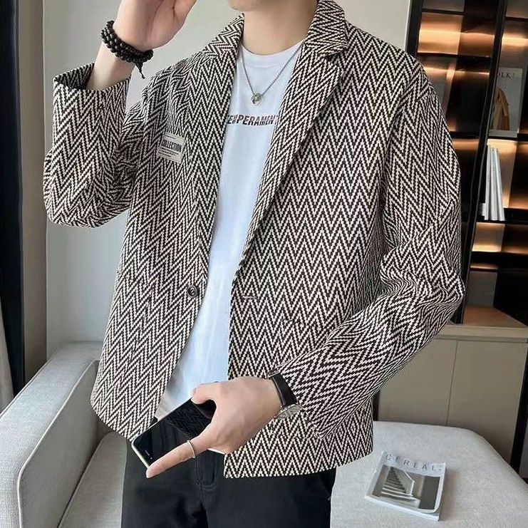 高级感休闲西服男短款风衣外套2023新款男装上衣春秋季小西装夹克