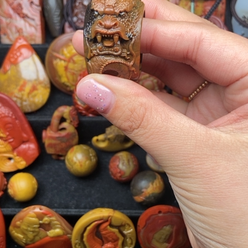 【闪购商品】玛瑙/玉髓扳指未镶嵌王*