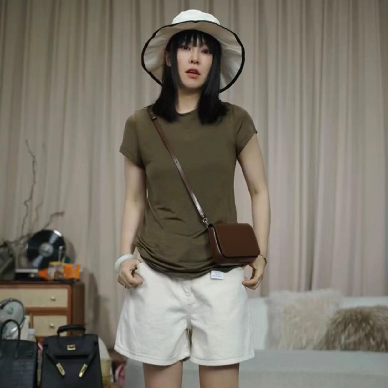 infobyfive福利夏季新款兰精显瘦简约纯色超薄圆领短袖T恤2DG0402