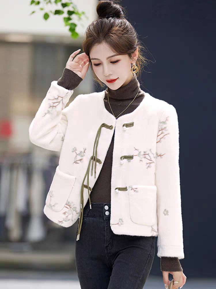 女款外套 断码捡漏不要盲拍