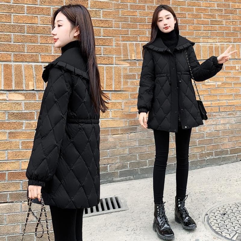 小个子黑色显瘦娃娃领外套2024年新款女装冬季修身中长款羽绒服