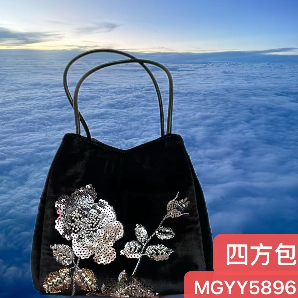 娜家国风丝绒钉珠包MGYY（5896）