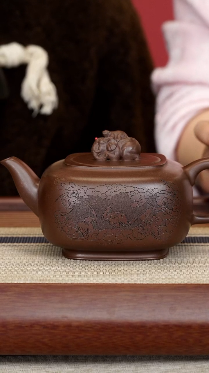【闪购商品】紫砂茶壶范建中紫泥拜相封侯470cc