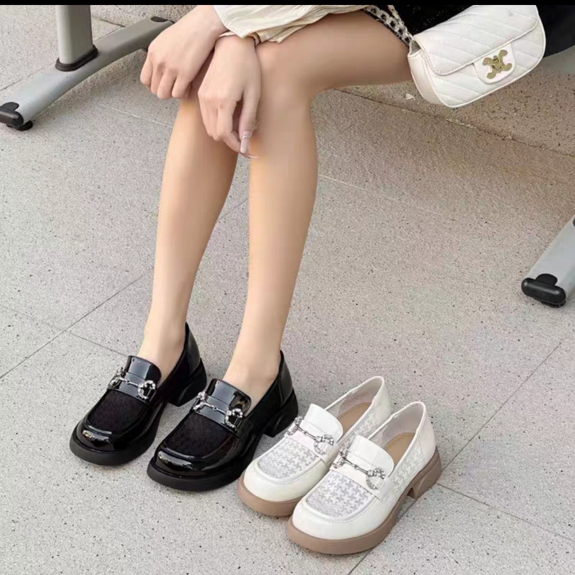 冰洁女鞋2025春季新款单鞋真皮低跟粗跟圆头镂空休闲乐福鞋589-01