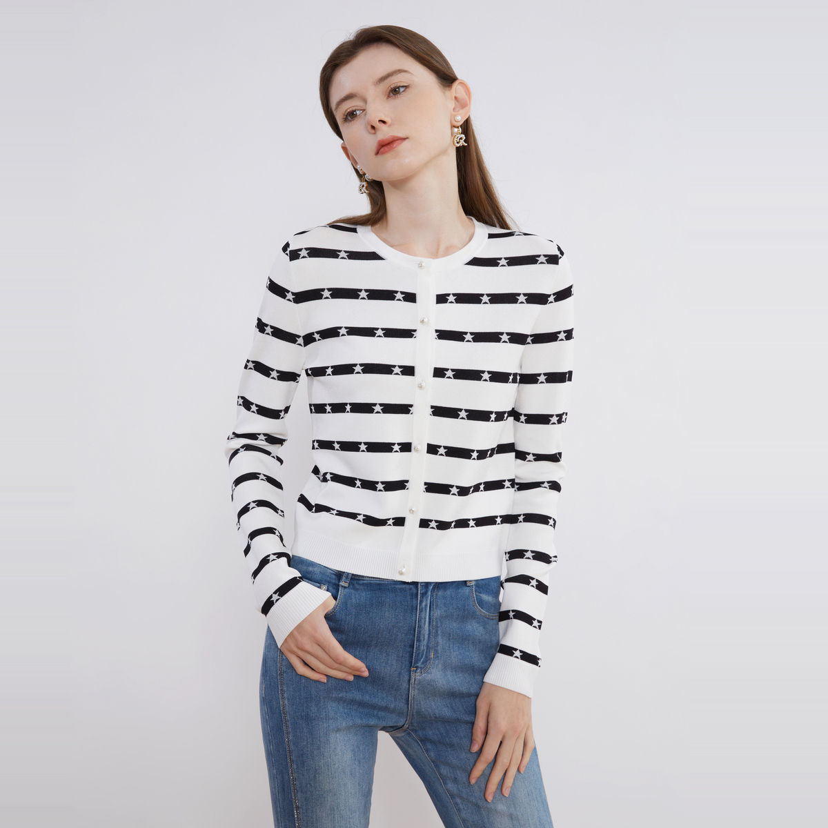 【陈嘉尔专属】Caroline春季时尚可爱五角星黑白条毛针织衫ECRDAB69