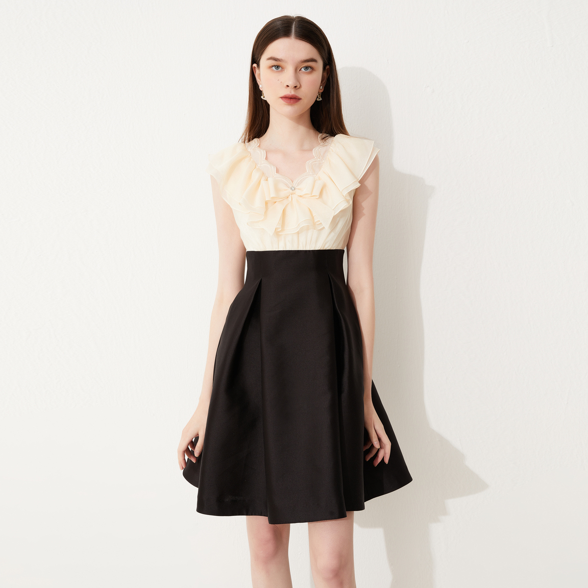 [诗语专属]Caroline夏季新款气质法式撞色拼接V领连衣裙法式WCRDB