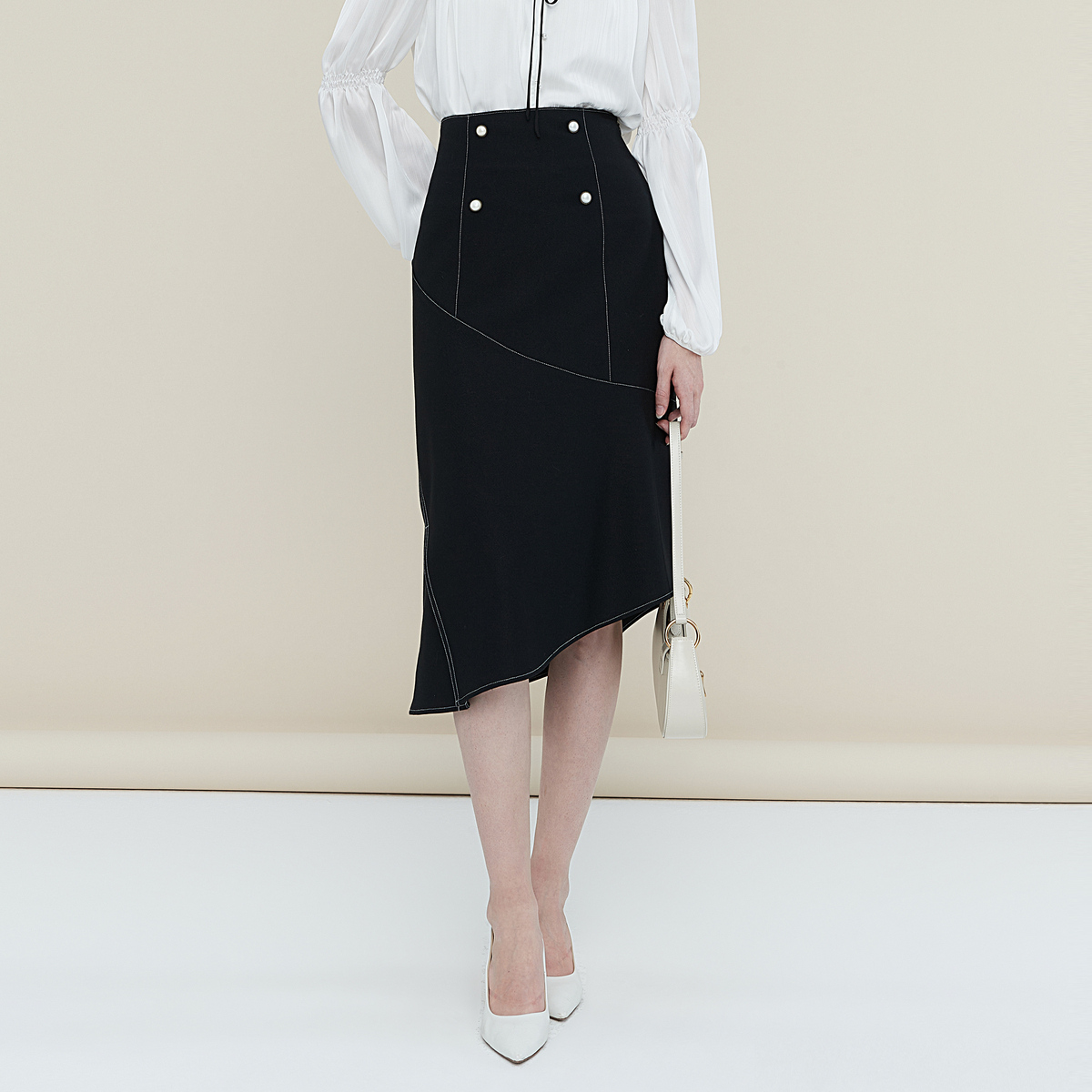 【陈大可专属】Caroline秋季新款珍珠明线不规则鱼尾型半身裙ECRCCB