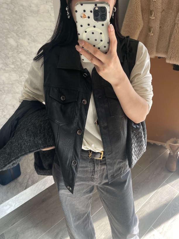 EMBRACE前长后短皮马甲