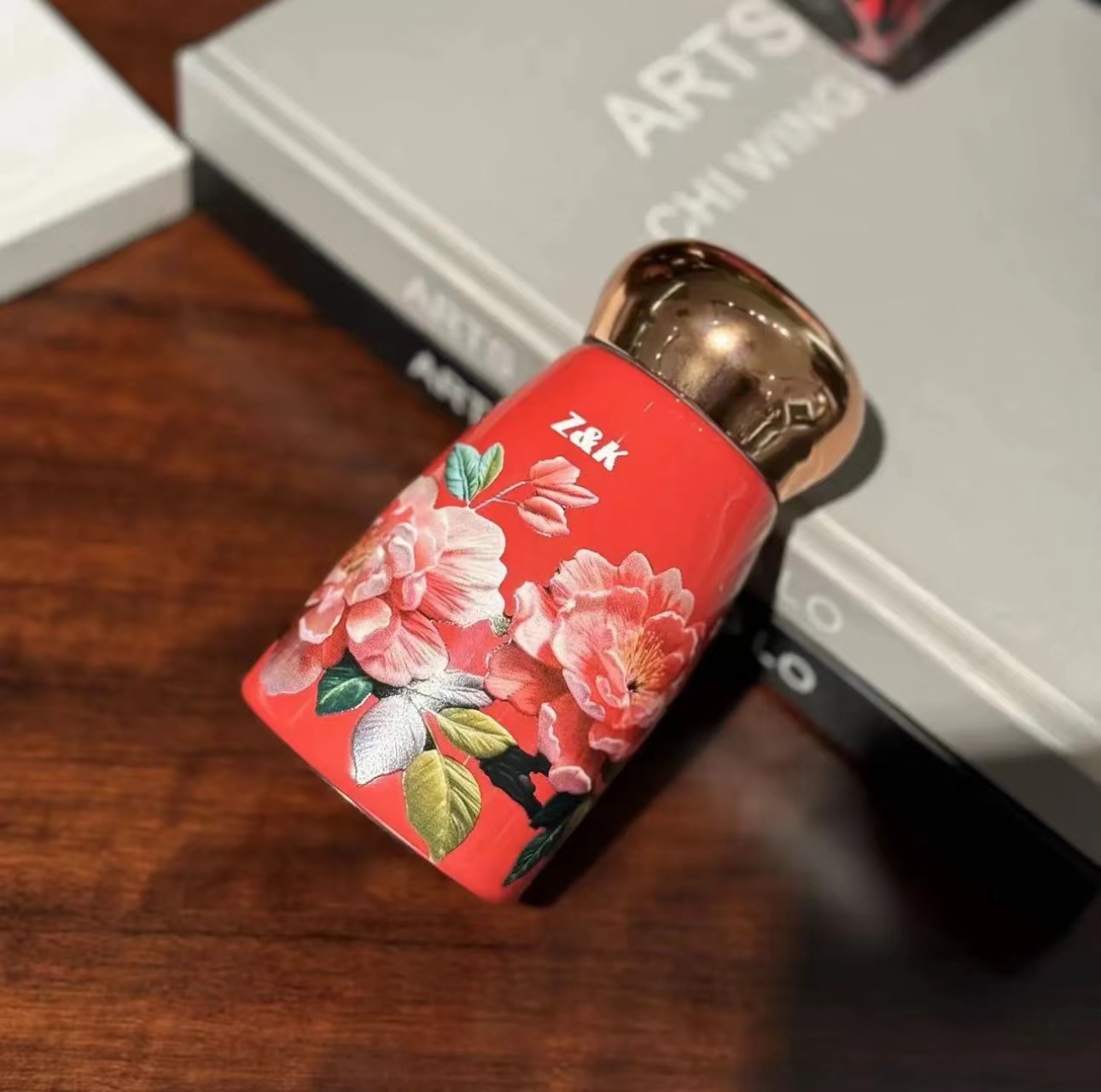 316高颜值精致轻奢女士保温杯旅行便携杯智能温度显示口袋水杯子