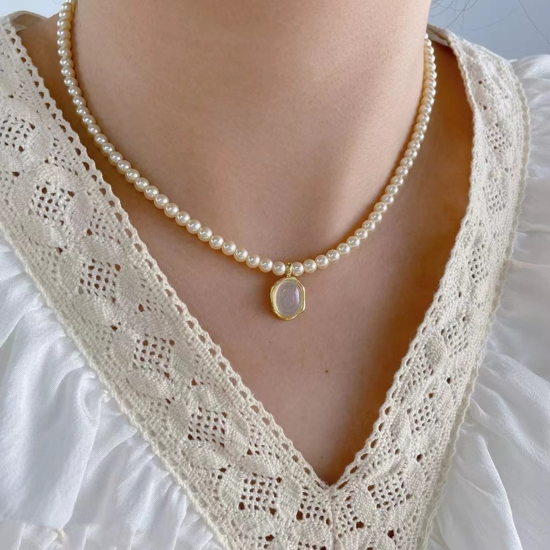 铜合金项链 轻奢法式珠珠小众设计网红颈链百搭高级感锁骨链P106