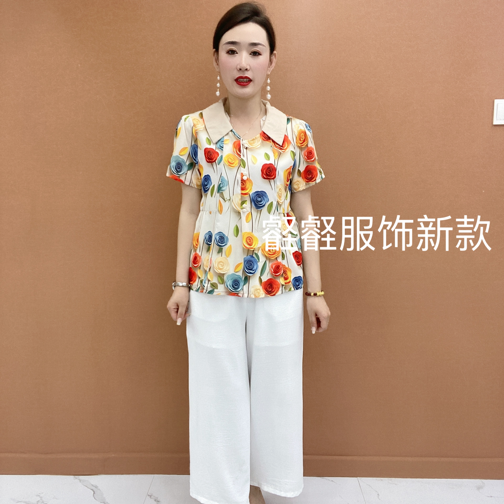 妈妈装设计宽松高级洋气翻领短袖减龄减龄2221