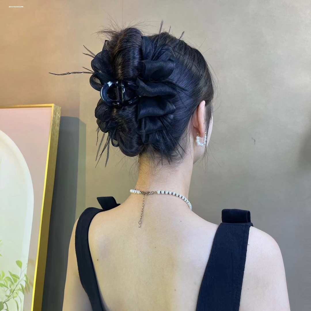 泡泡羽毛抓夹夹子百搭2023发卡时尚发饰气质设计后脑勺精致少女