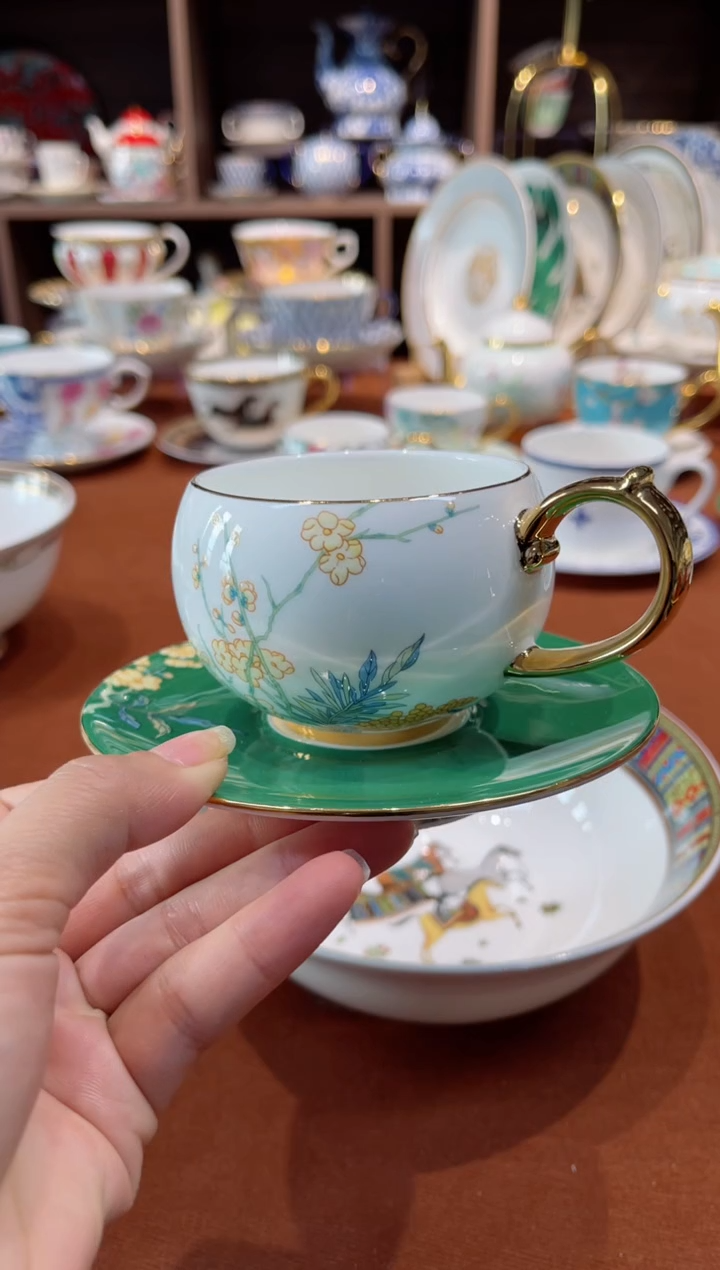 【闪购商品】瓷片盛世1杯碟······