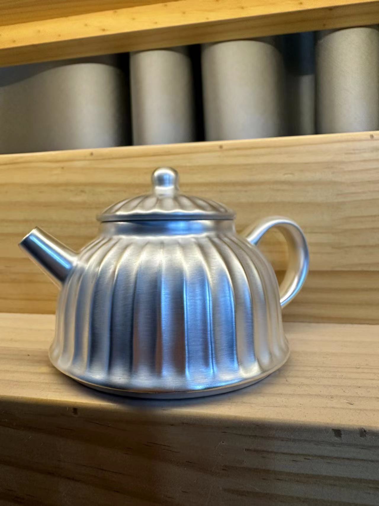 南瓜造型大容量陶瓷鎏银高端茶壶5629