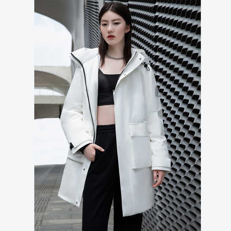 波司登新款工装新潮流情侣同款时尚防风冬小个子中长款羽绒服外套