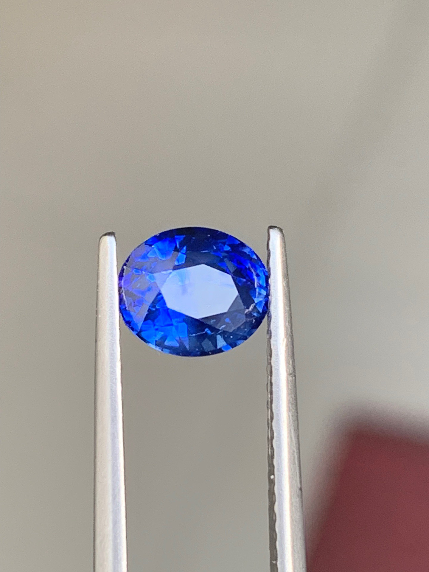 天然蓝宝石皇家蓝色1.71克拉