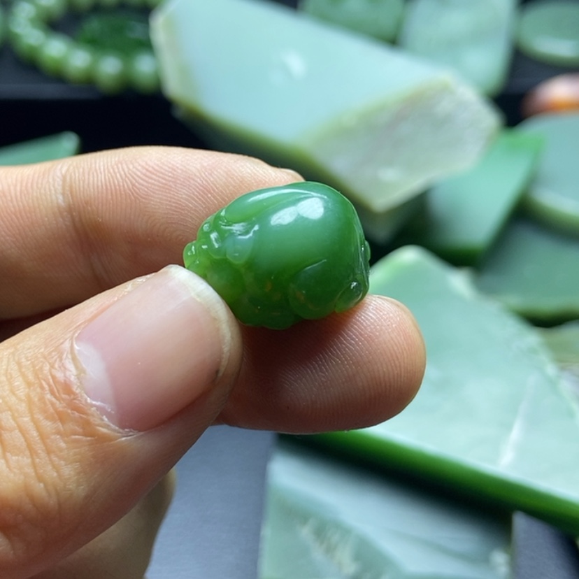 【闪购商品】和田玉（碧玉）吊坠未镶嵌暗**乐