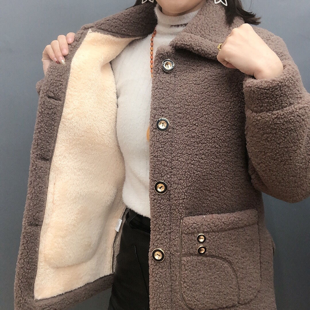 新款加绒加厚双扣仿羊羔绒外套时尚宽松洋气中年女装外套秋冬保暖
