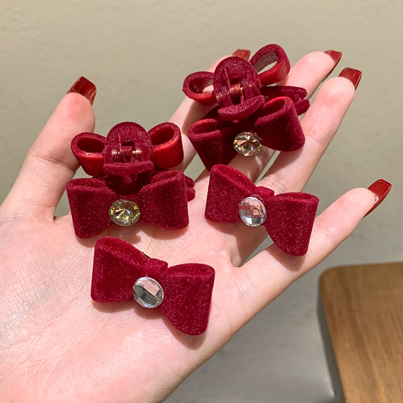 时尚百搭绒面蝴蝶结夹子头饰镶钻发夹女网红2021年新款头顶小发抓