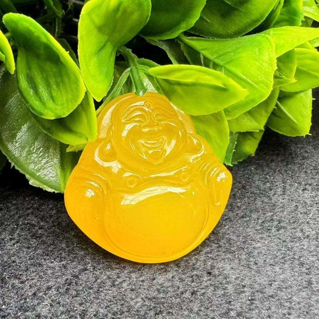 S681【玉姐珠宝】秦黄玛瑙玉黄佛公吊坠-配珠链-送礼佳品