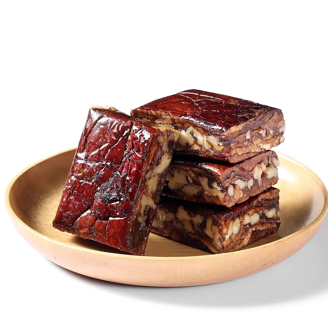 大红枣夹核桃糕无核夹心红枣派零食批发新疆枣仁派真空独立